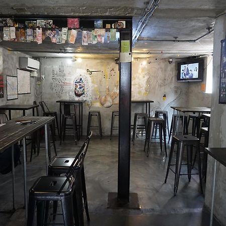 Time Travelers Party Hostel In Hongdae Seoul Exterior photo